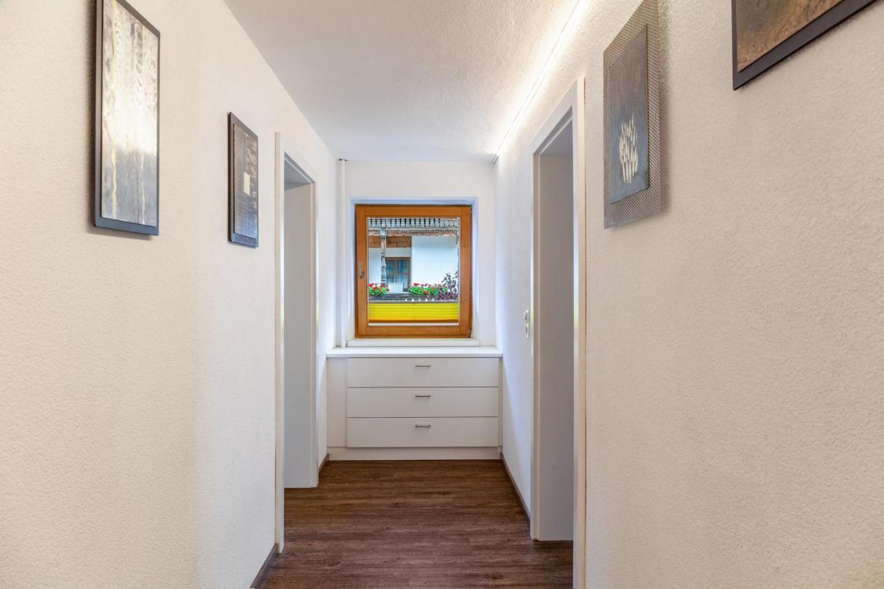 Ferienwohnung Galerie Kaiser Mayrhofen Buitenkant foto
